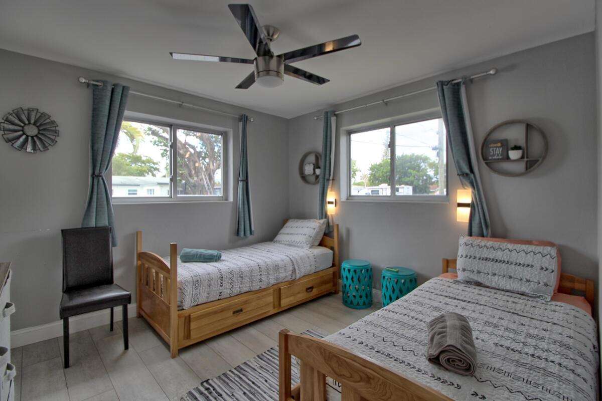 1324 24th, Hollywood, FL 33020 - For Sale photo 20
