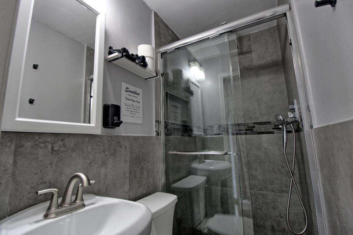 1324 24th, Hollywood, FL 33020 - For Sale photo 24