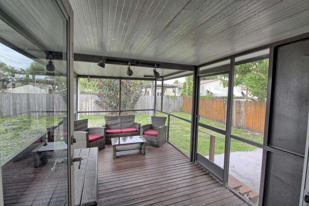 1324 24th, Hollywood, FL 33020 - For Sale photo 25