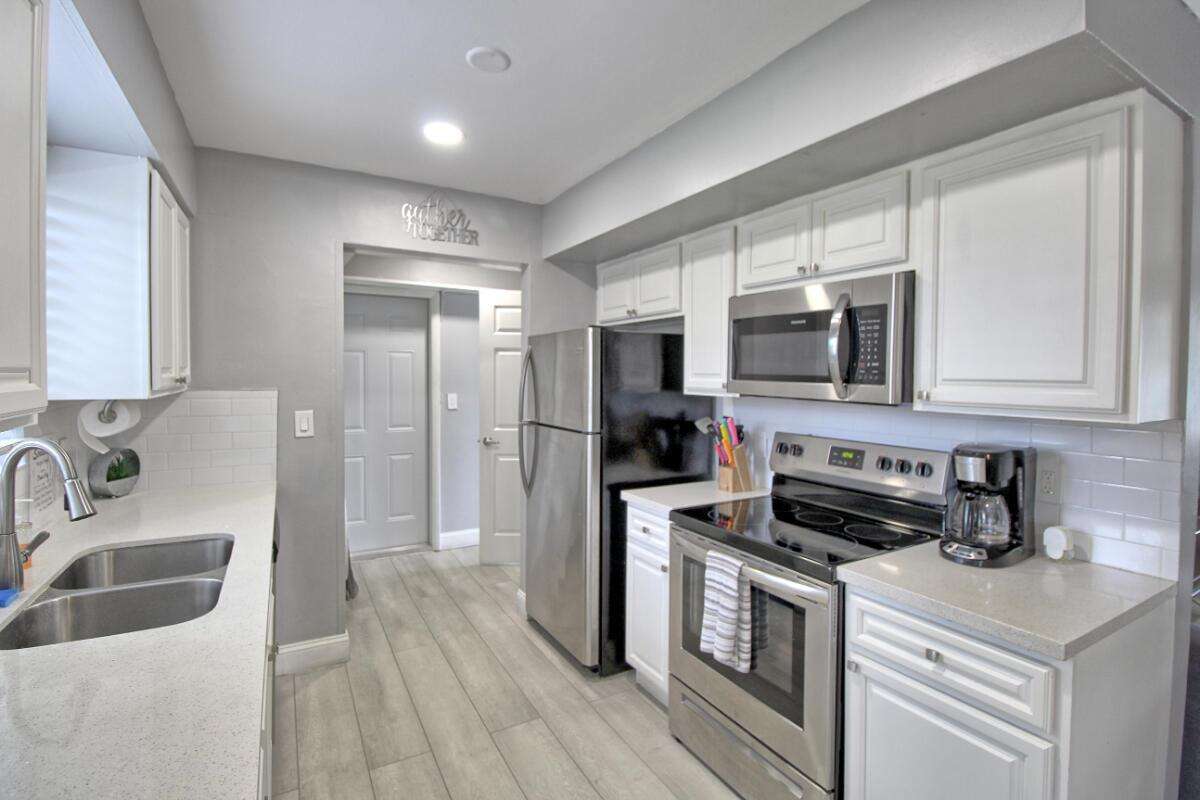 1324 24th, Hollywood, FL 33020 - For Sale photo 9