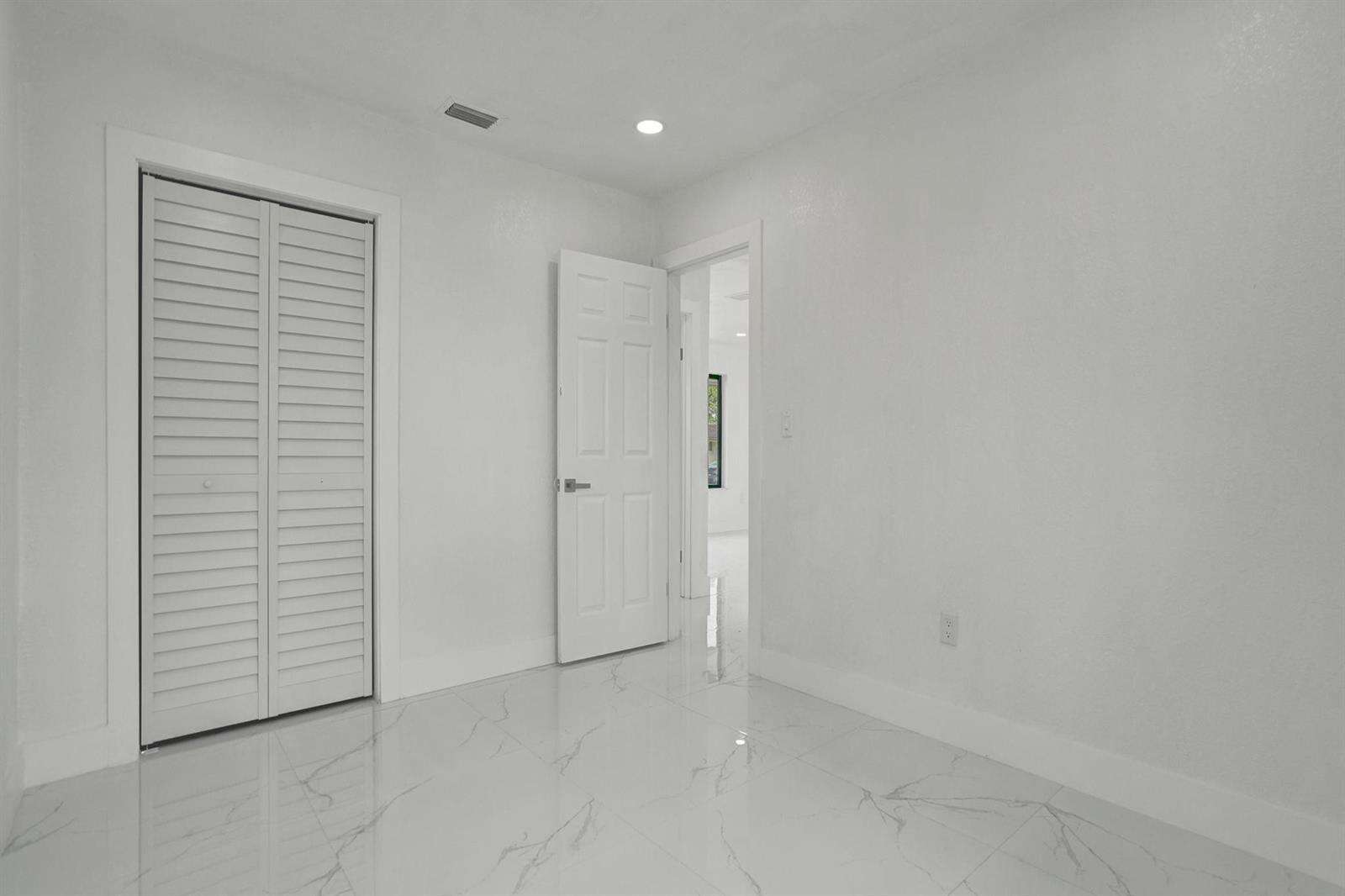 2301 Alcazar, Miramar, FL 33023 - For Sale photo 17