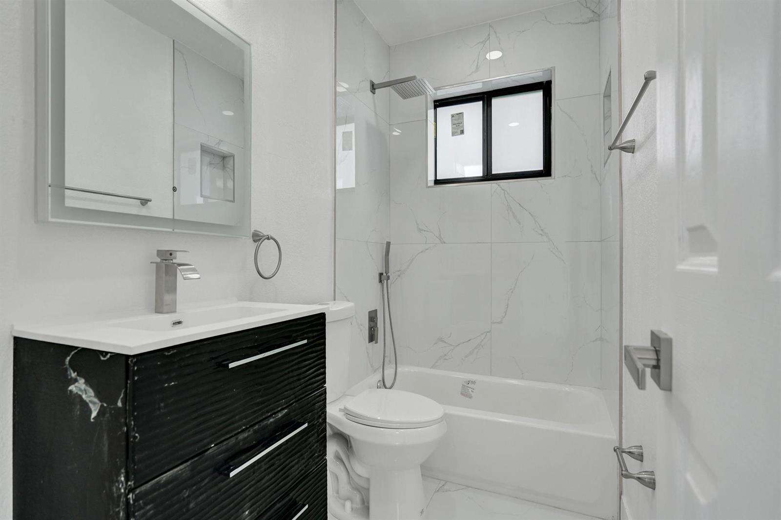 2301 Alcazar, Miramar, FL 33023 - For Sale photo 5