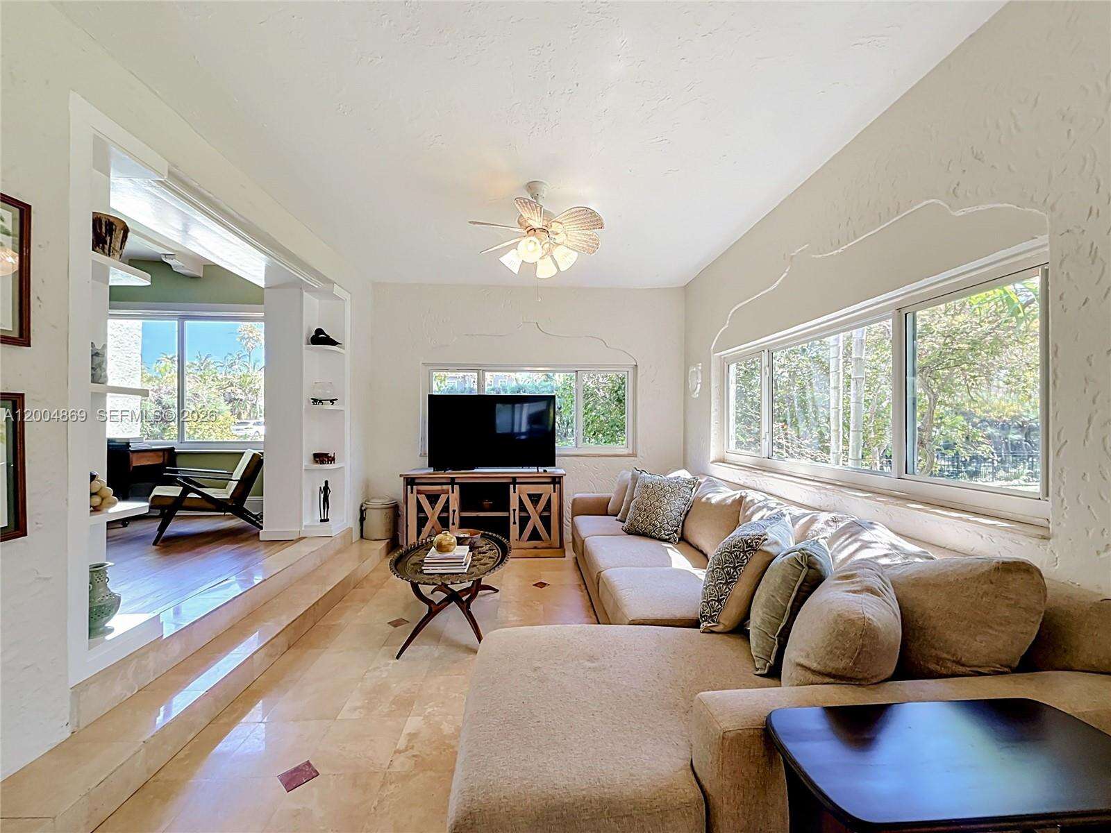 1029 Harrison St, Hollywood, FL 33019 - For Sale photo 14