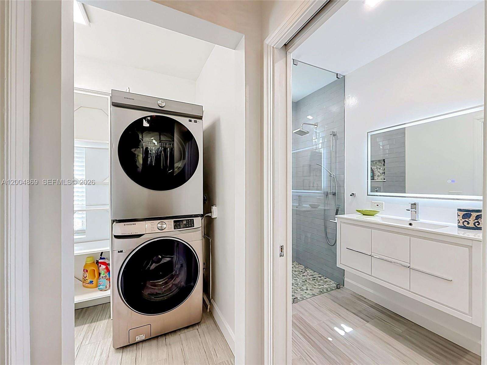 1029 Harrison St, Hollywood, FL 33019 - For Sale photo 24