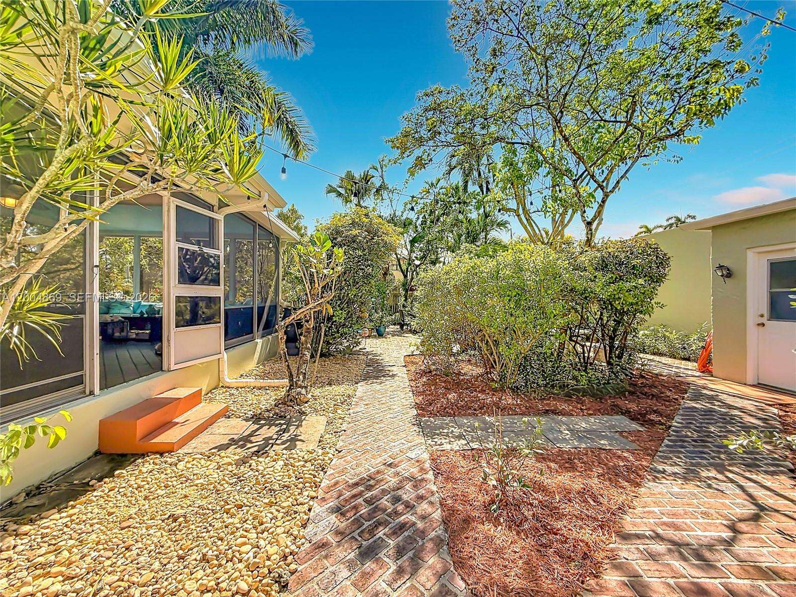 1029 Harrison St, Hollywood, FL 33019 - For Sale photo 34