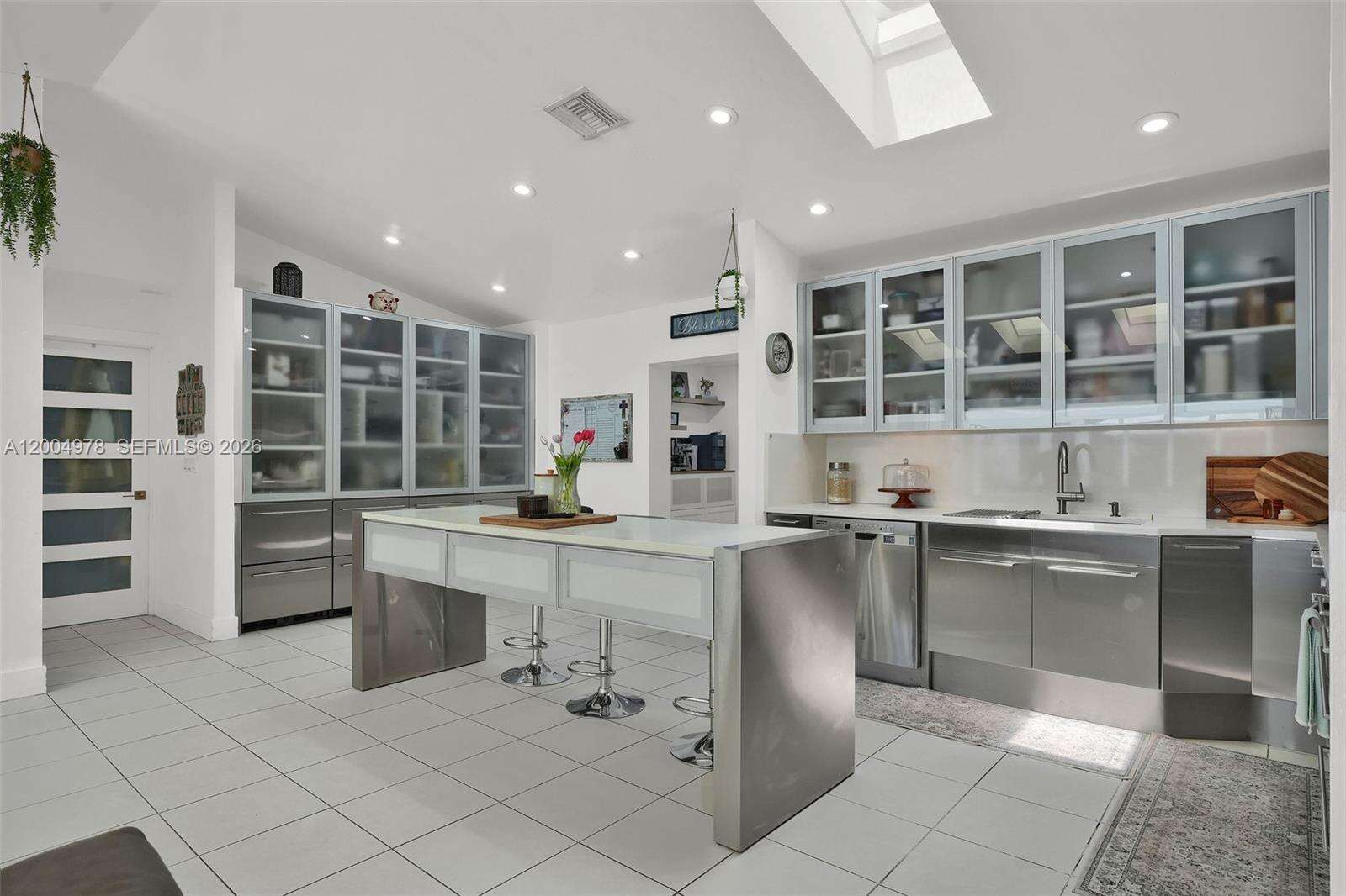 15540 152nd Ter, Miami, FL 33187 - For Sale photo 15