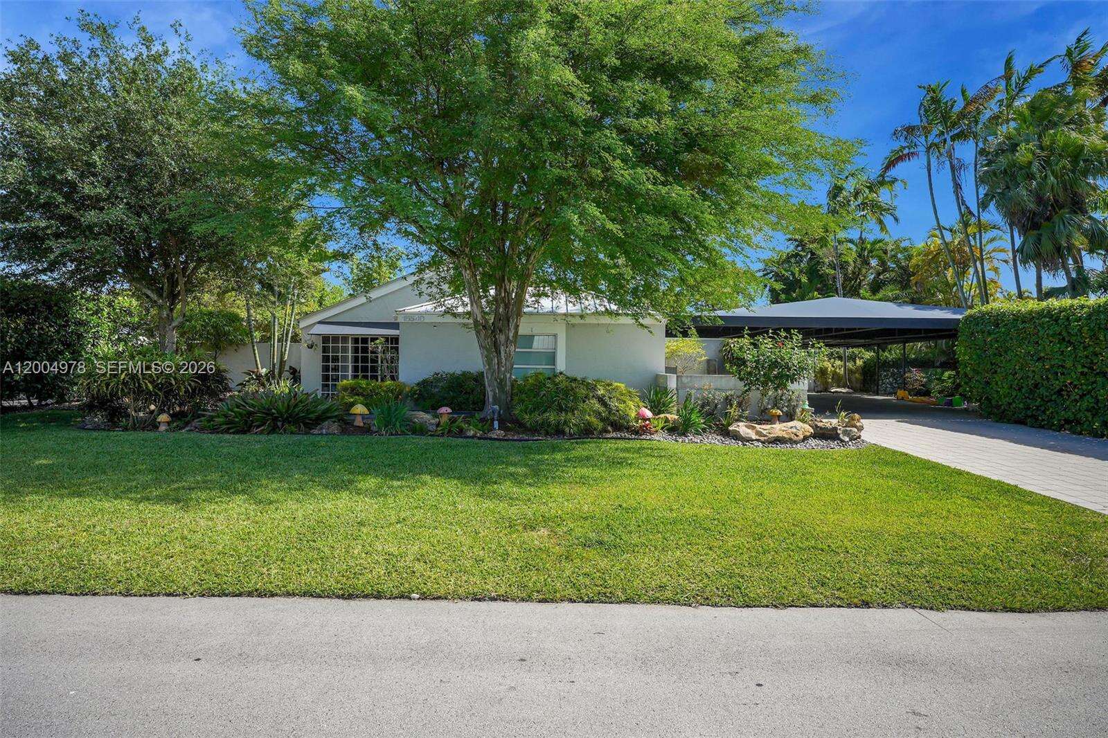 15540 152nd Ter, Miami, FL 33187 - For Sale photo 4
