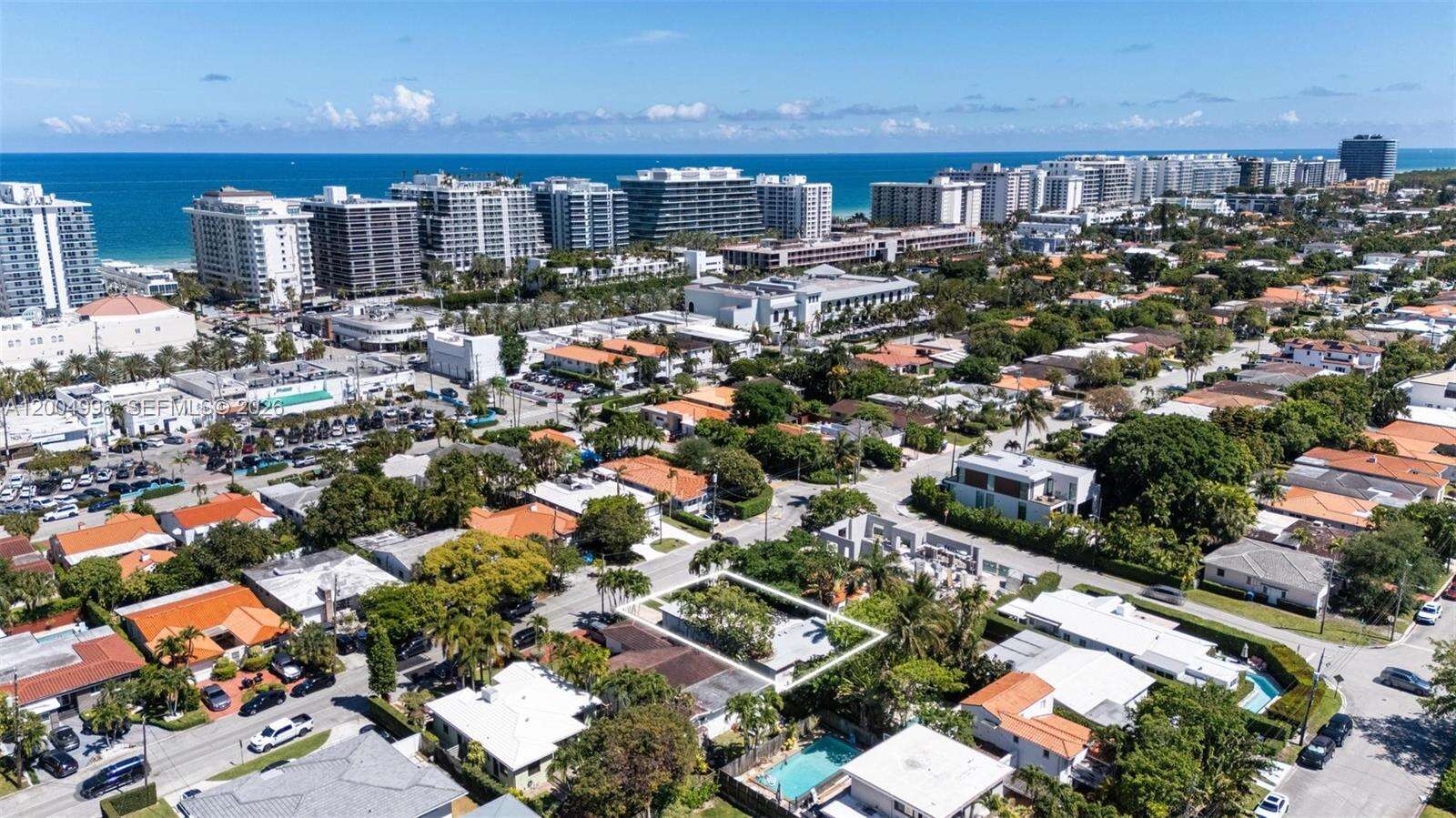 9516 Byron Ave, Surfside, FL 33154 | Picture 22