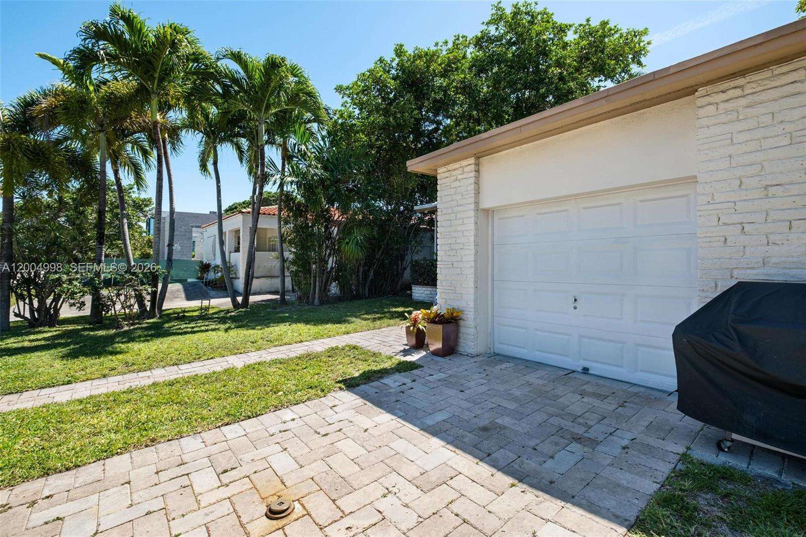 9516 Byron Ave, Surfside, FL 33154 | Picture 6