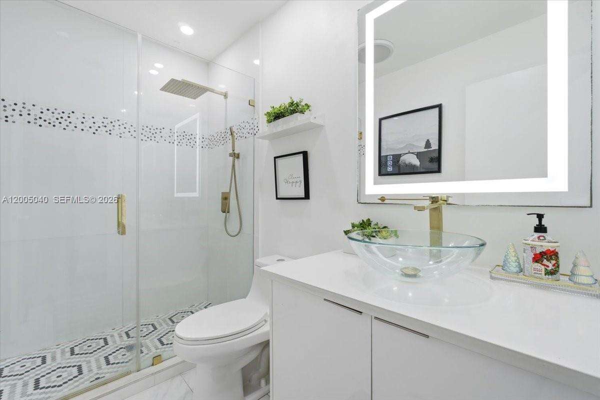740 7th Ave, Hallandale Beach, FL 33009 - For Sale photo 13