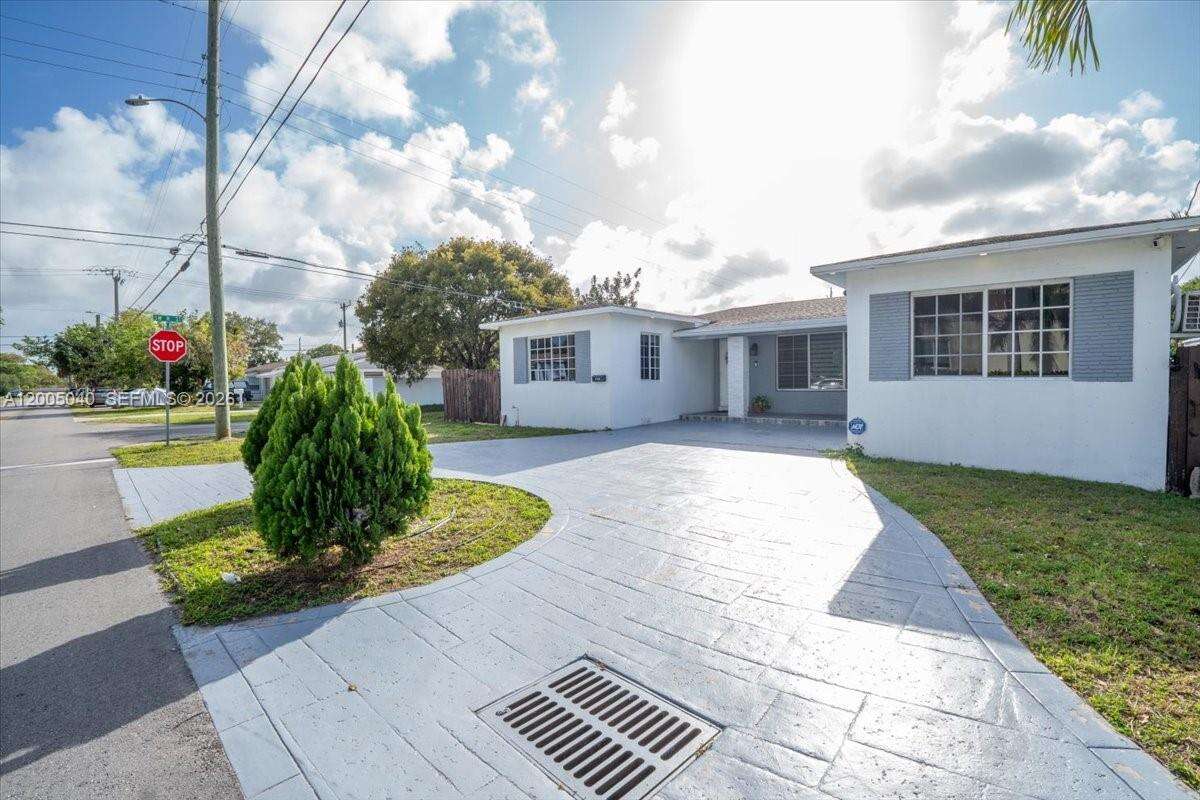 740 7th Ave, Hallandale Beach, FL 33009 - For Sale photo 28