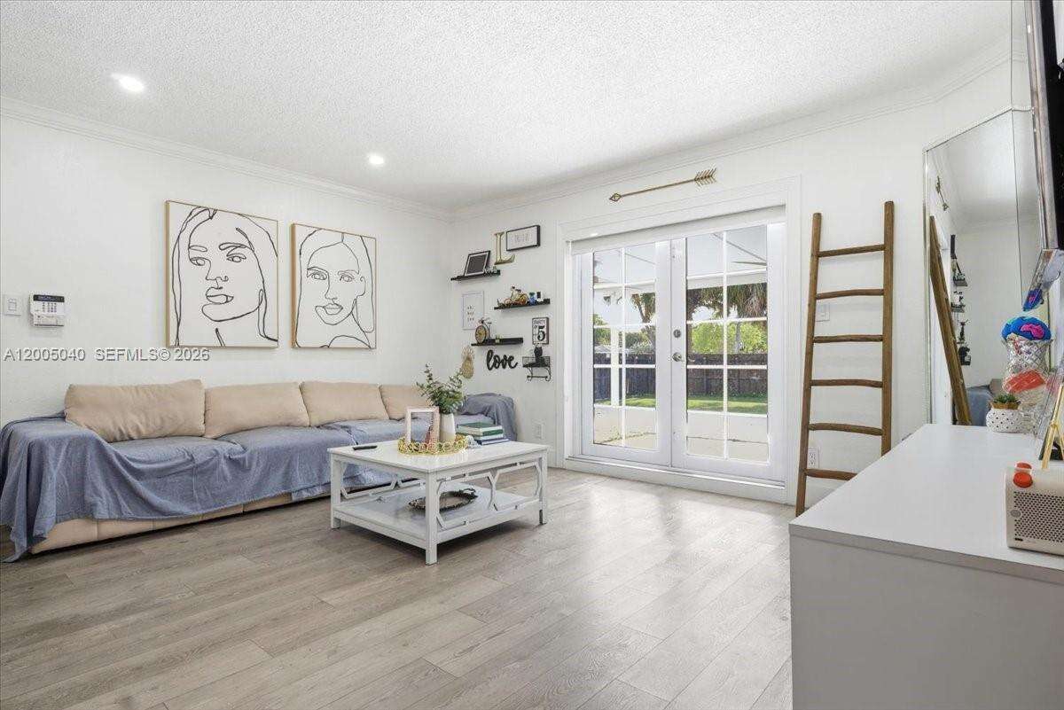 740 7th Ave, Hallandale Beach, FL 33009 - For Sale photo 5