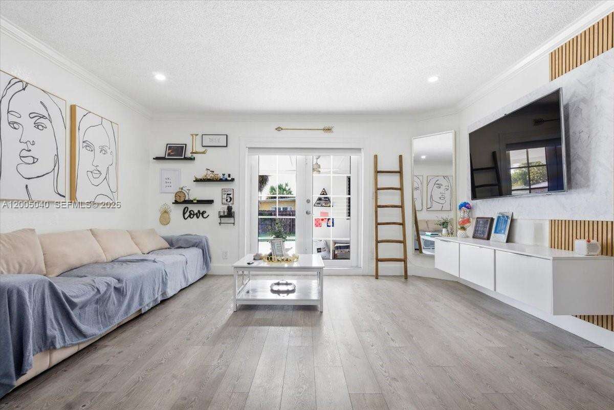 740 7th Ave, Hallandale Beach, FL 33009 - For Sale photo 6