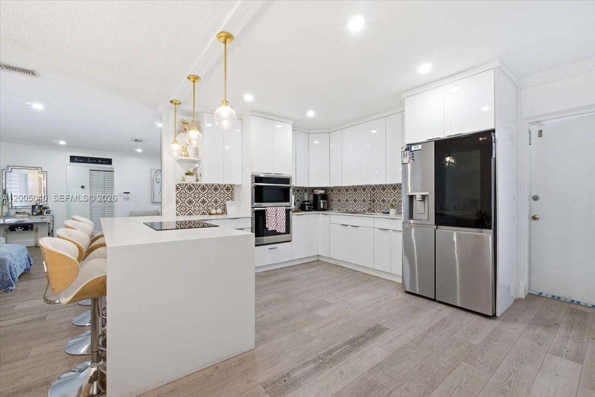 740 7th Ave, Hallandale Beach, FL 33009 - For Sale photo 8