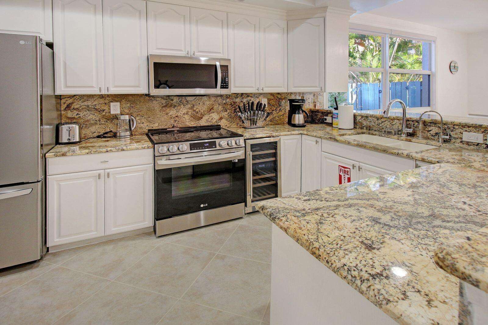218 Pine, Lauderdale By The Sea, FL 33308 - For Sale photo 9