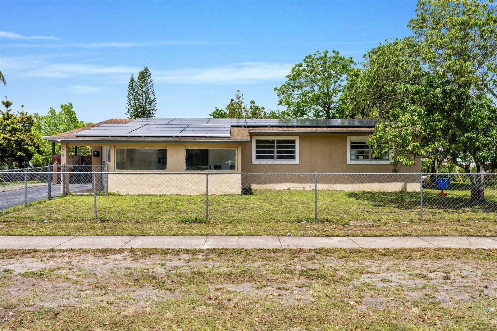 670 29th, Fort Lauderdale, FL 33312 - For Sale photo 1