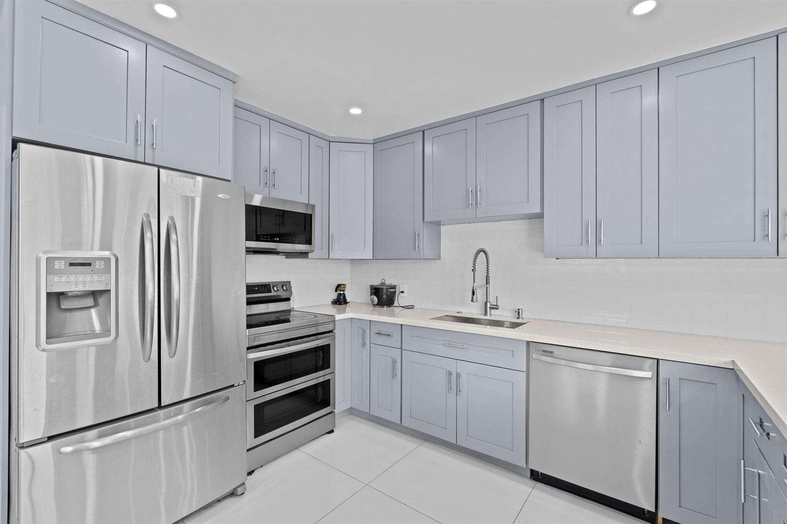 670 29th, Fort Lauderdale, FL 33312 - For Sale photo 12
