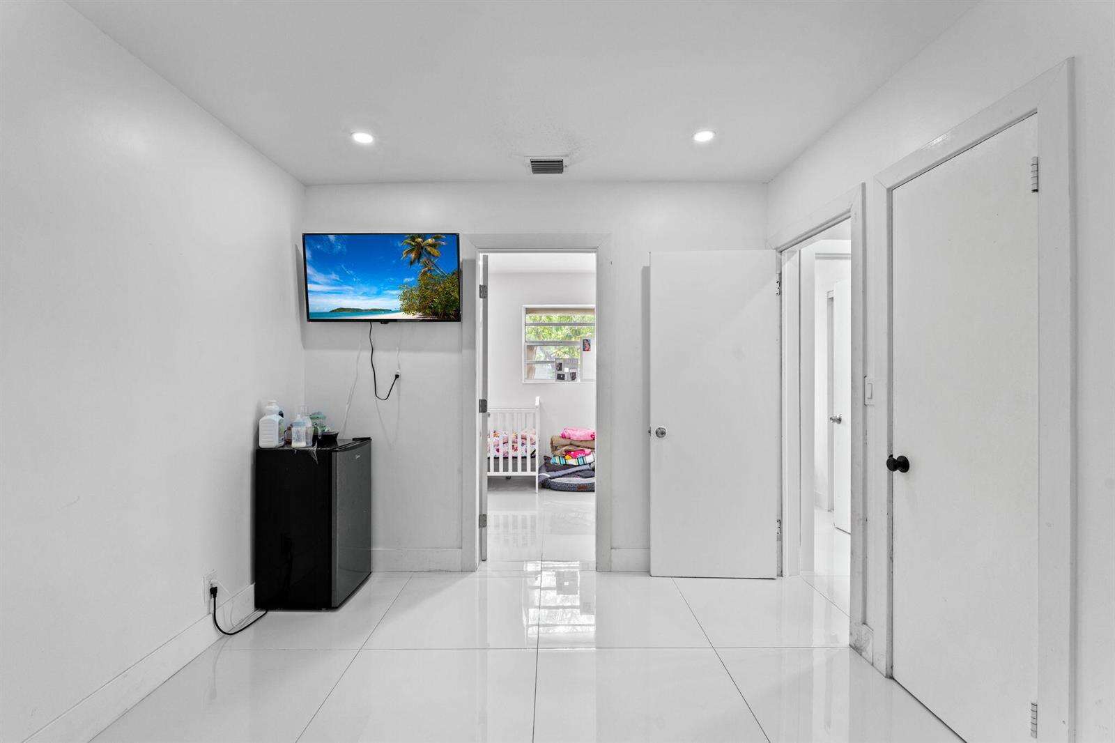 670 29th, Fort Lauderdale, FL 33312 - For Sale photo 14