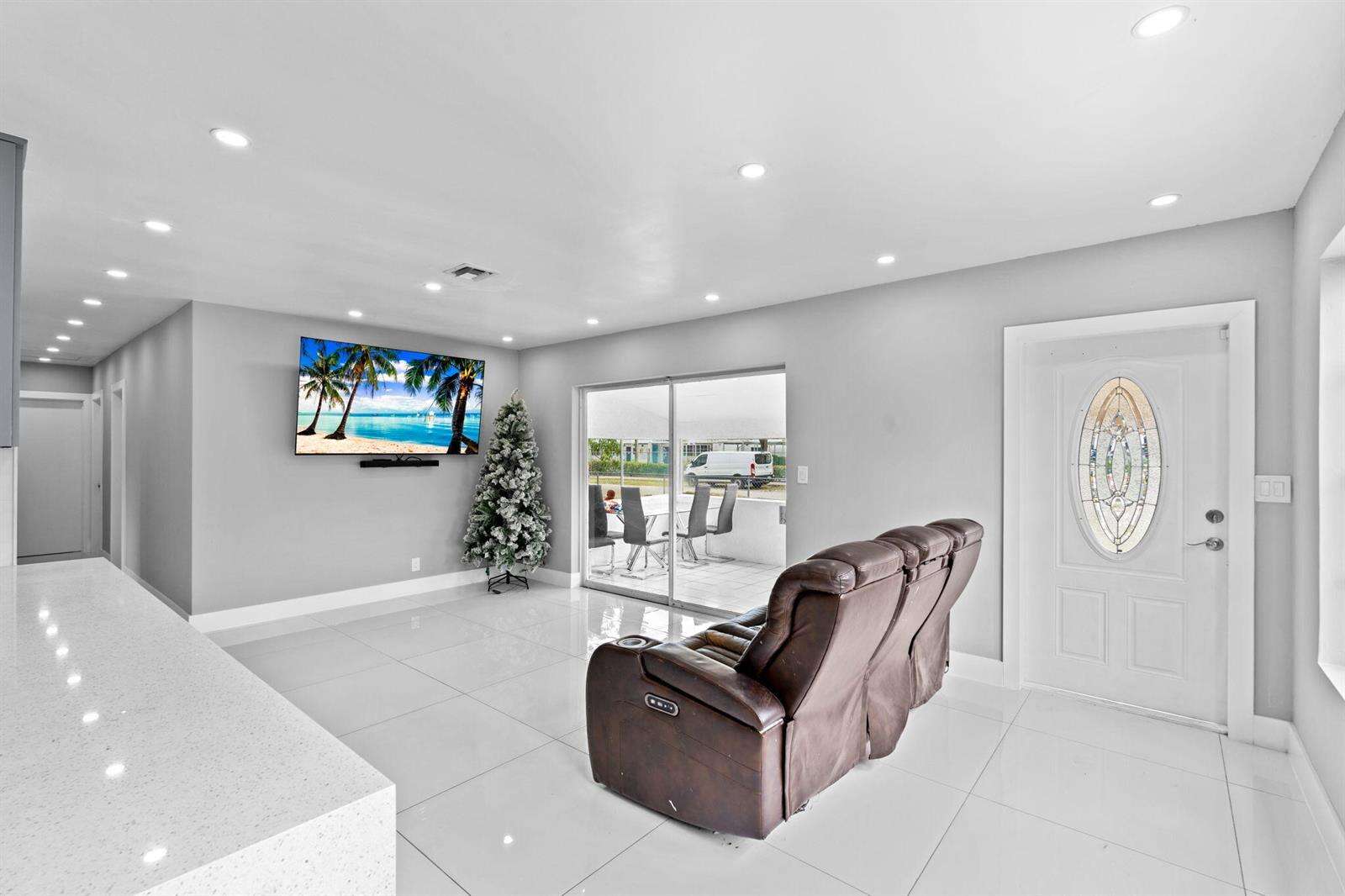 670 29th, Fort Lauderdale, FL 33312 - For Sale photo 5