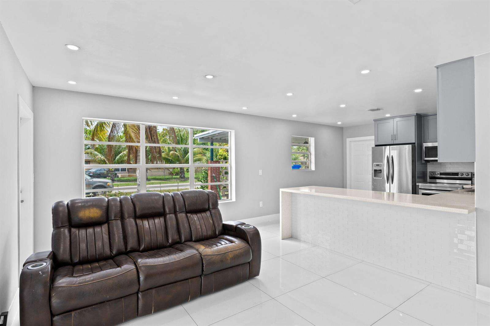 670 29th, Fort Lauderdale, FL 33312 - For Sale photo 6