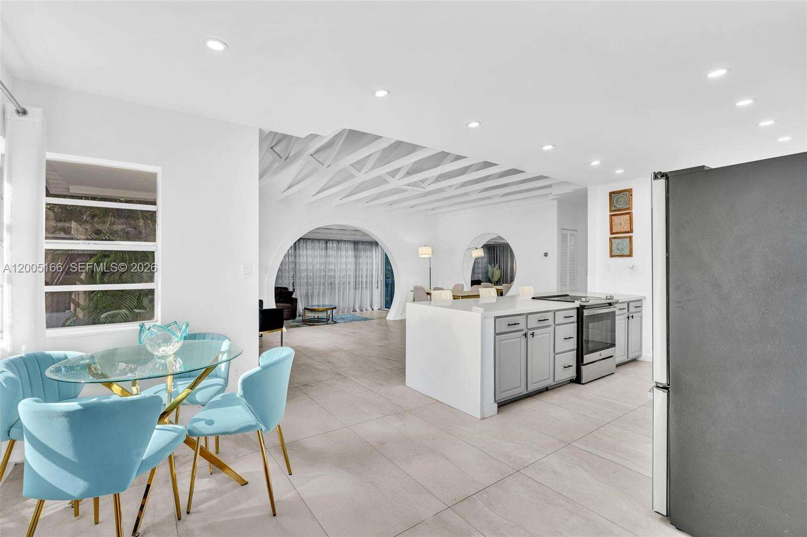 9264 Byron Ave, Surfside, FL 33154 | Picture 17