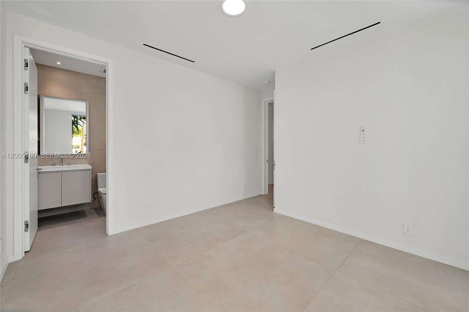 2100 Miami Ave, Miami, FL 33129 | Picture 28