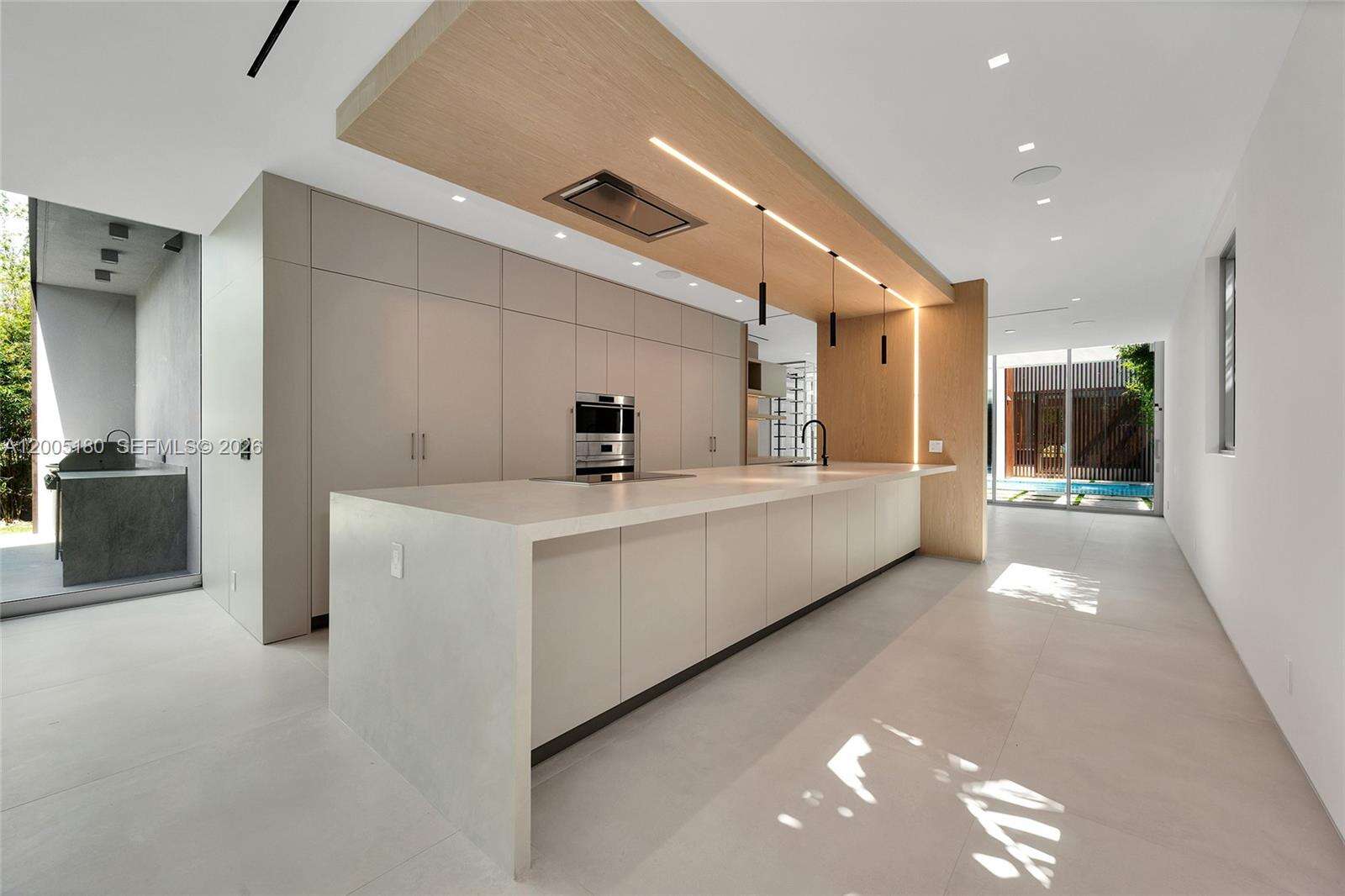 2100 Miami Ave, Miami, FL 33129 | Picture 32