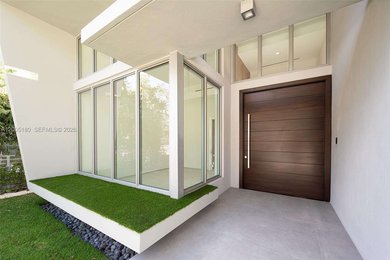 2100 Miami Ave, Miami, FL 33129 | Picture 5