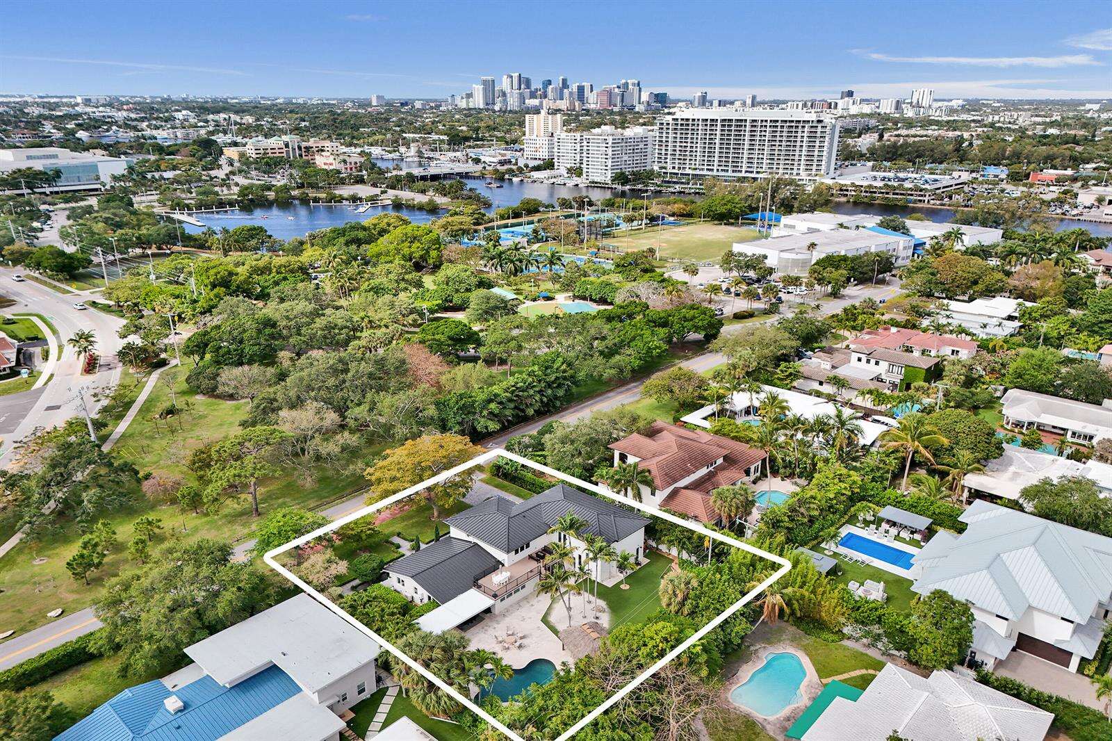 2421 12th, Fort Lauderdale, FL 33304 - For Sale photo 14