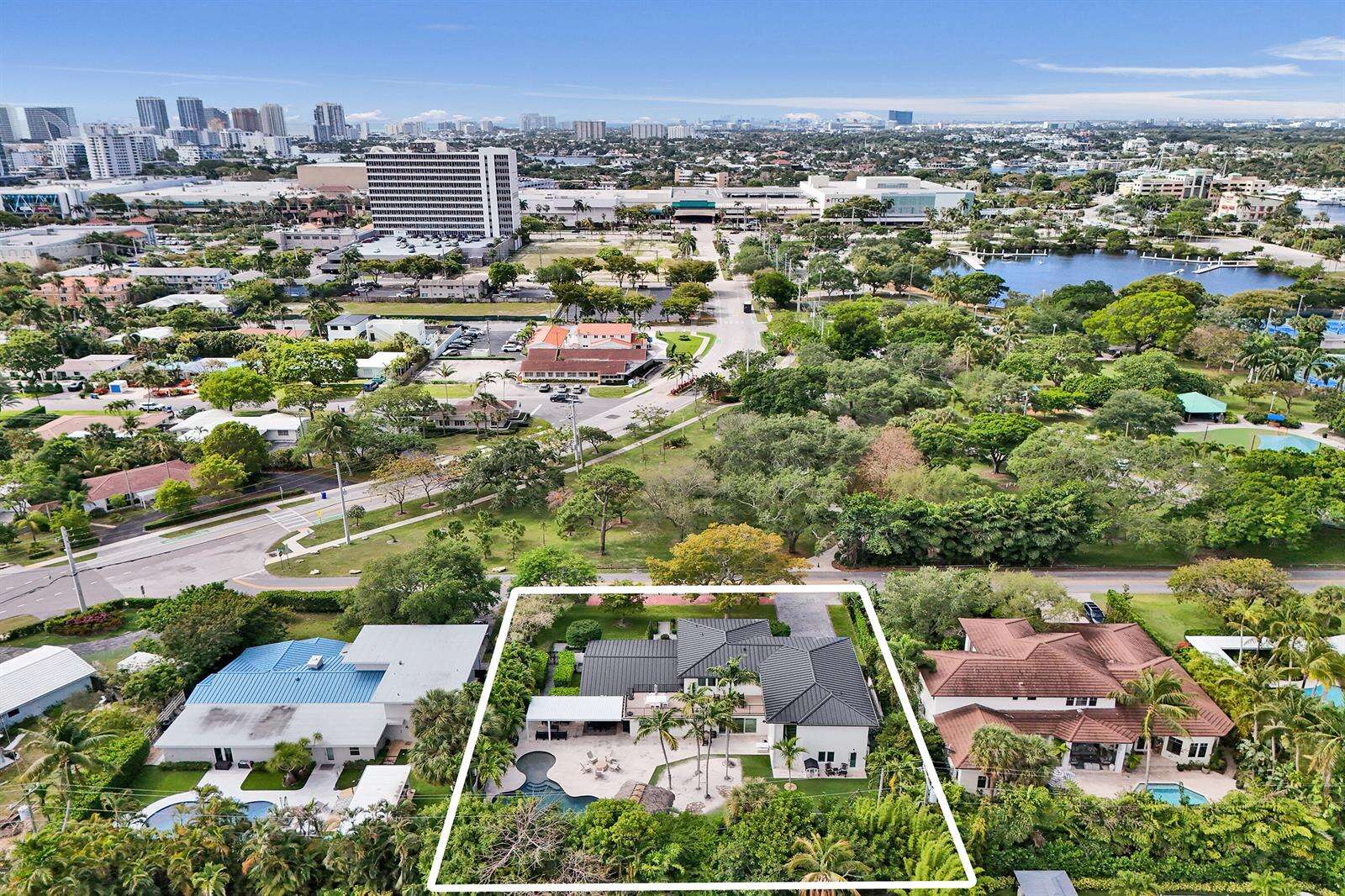 2421 12th, Fort Lauderdale, FL 33304 - For Sale photo 6