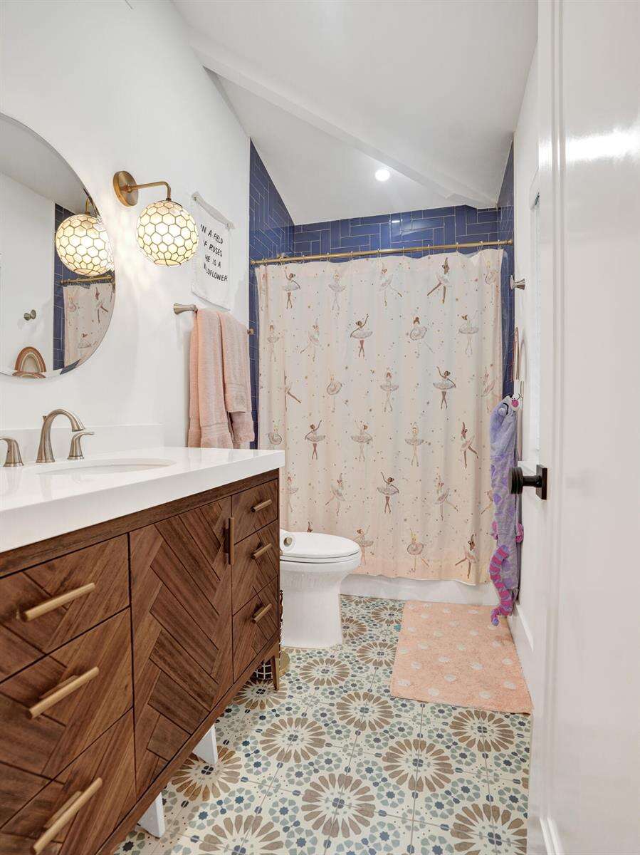 2421 12th, Fort Lauderdale, FL 33304 - For Sale photo 97