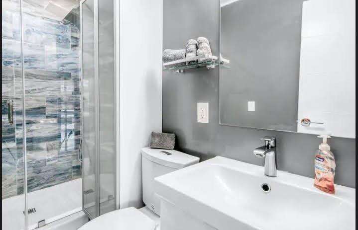 1905 45th, Hollywood, FL 33021 - For Sale photo 12