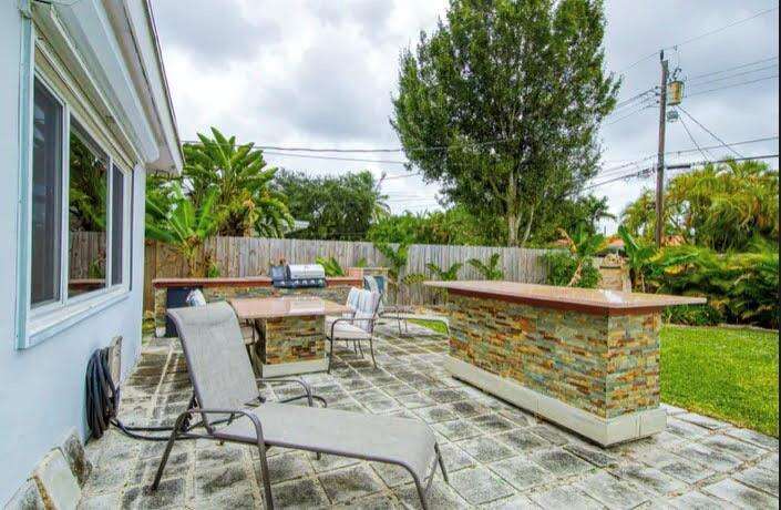 1905 45th, Hollywood, FL 33021 - For Sale photo 16