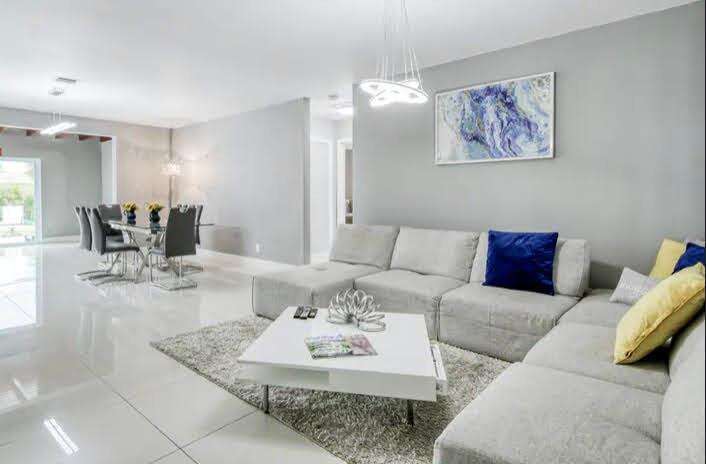 1905 45th, Hollywood, FL 33021 - For Sale photo 3