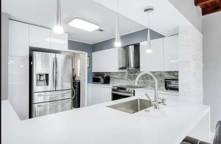 1905 45th, Hollywood, FL 33021 - For Sale photo 4