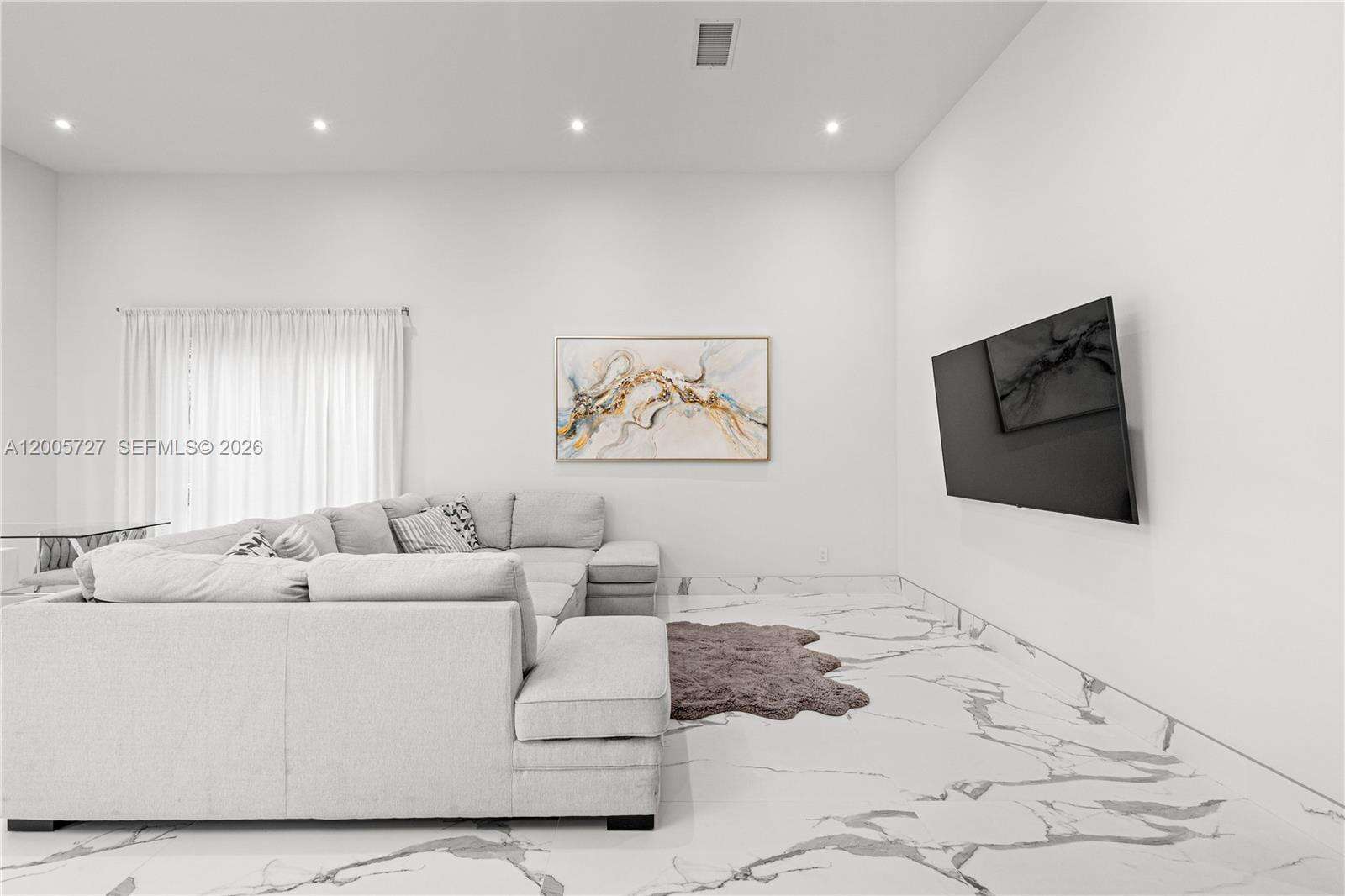 635 9th St, Hallandale Beach, FL 33009 | Picture 23