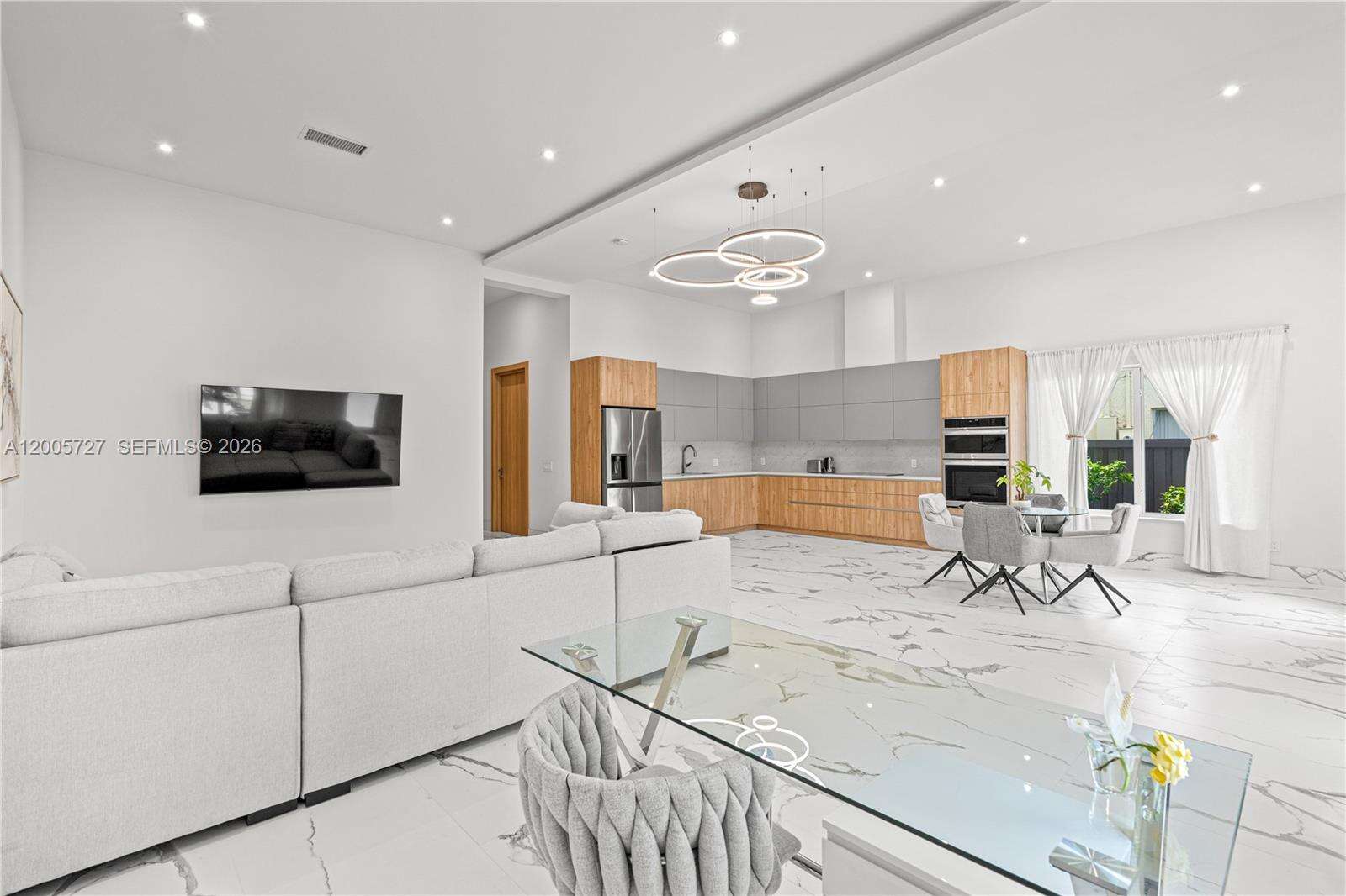 635 9th St, Hallandale Beach, FL 33009 | Picture 26