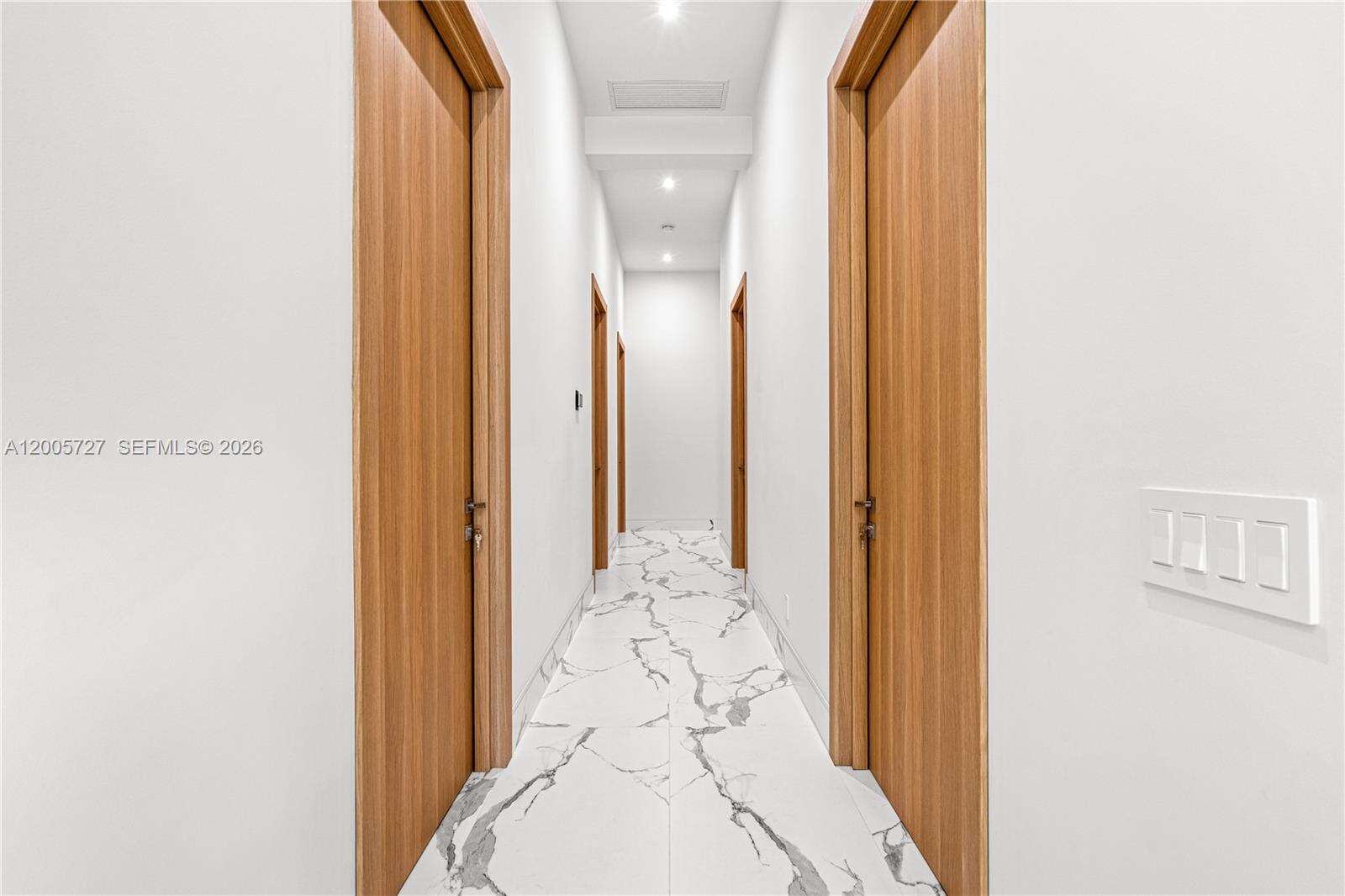 635 9th St, Hallandale Beach, FL 33009 | Picture 5