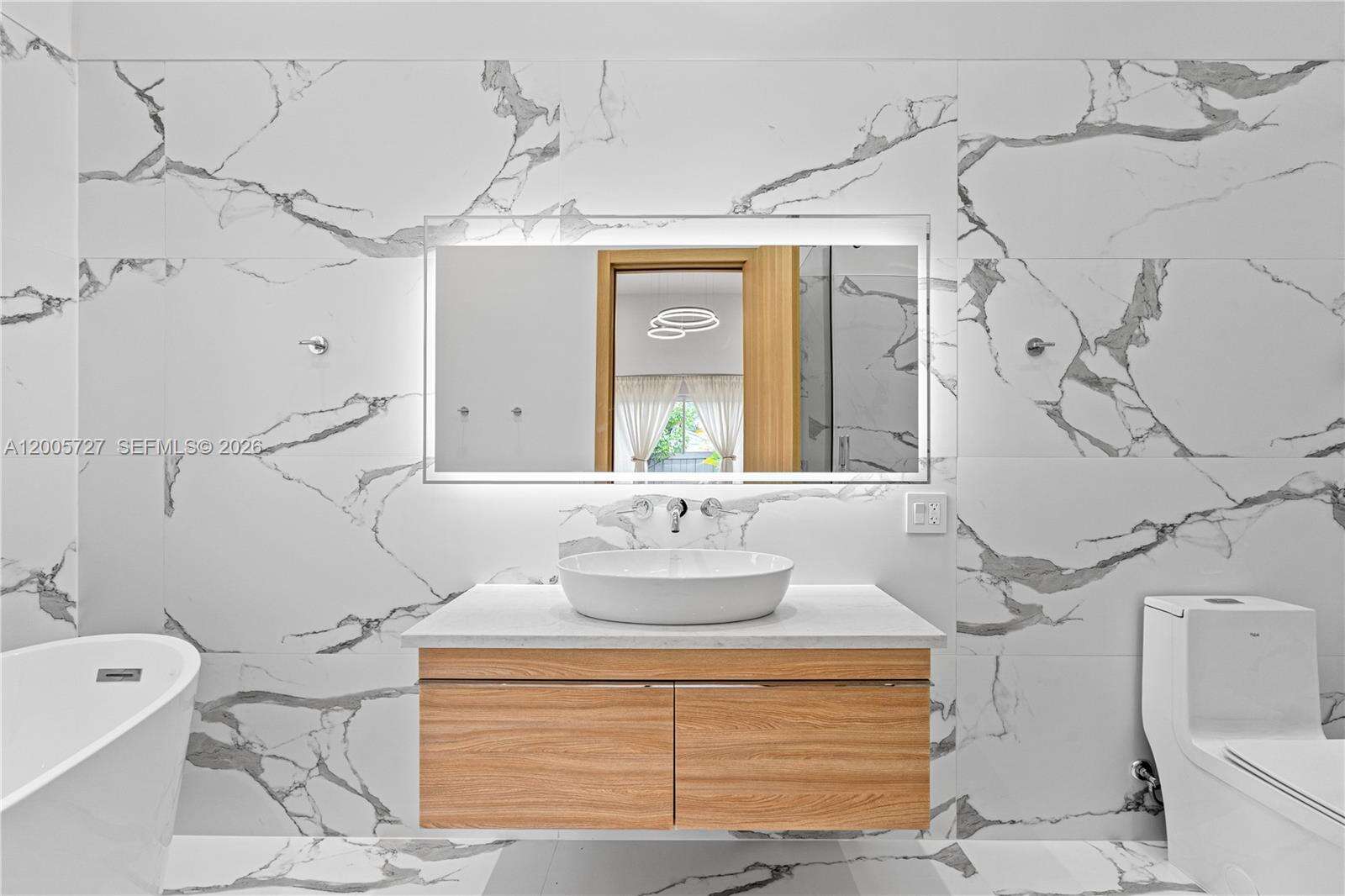 635 9th St, Hallandale Beach, FL 33009 | Picture 8