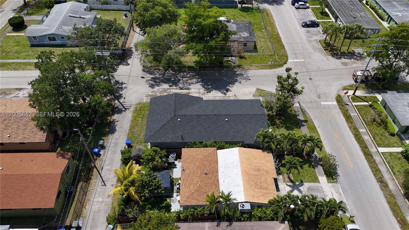 2260 Charleston St, Hollywood, FL 33020 - For Sale photo 5