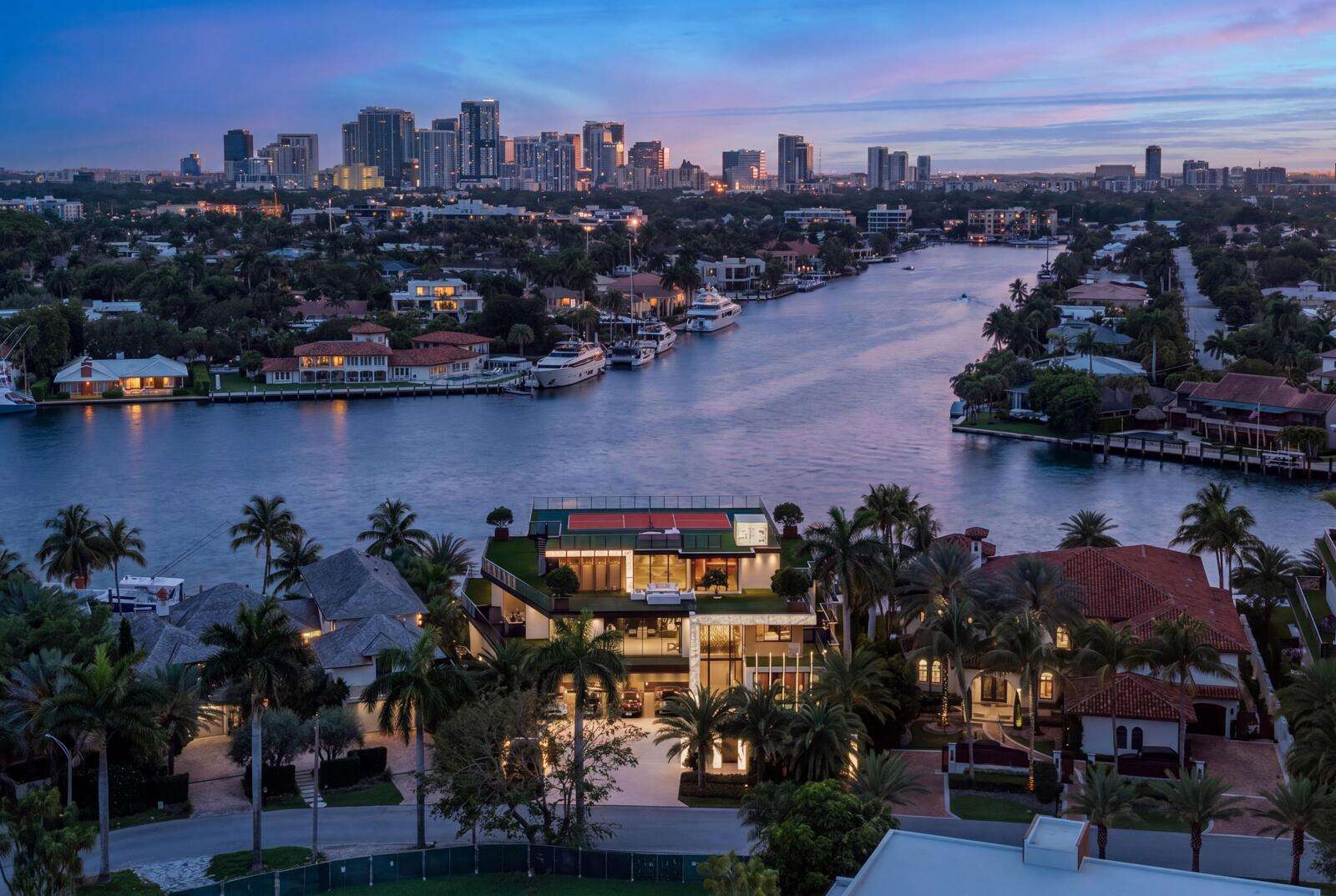 513 Middle River, Fort Lauderdale, FL 33304 - For Sale photo 3