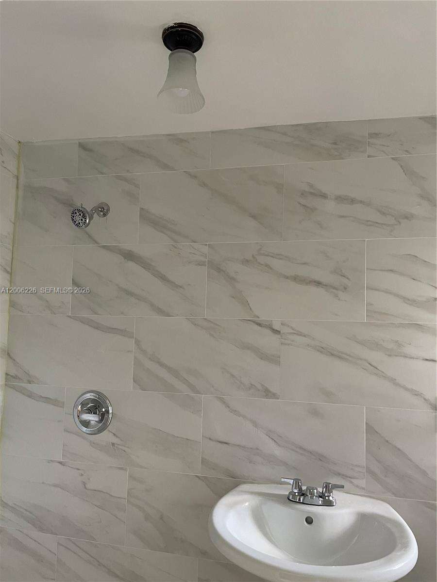 Miami, FL 33147 - For Sale photo 2