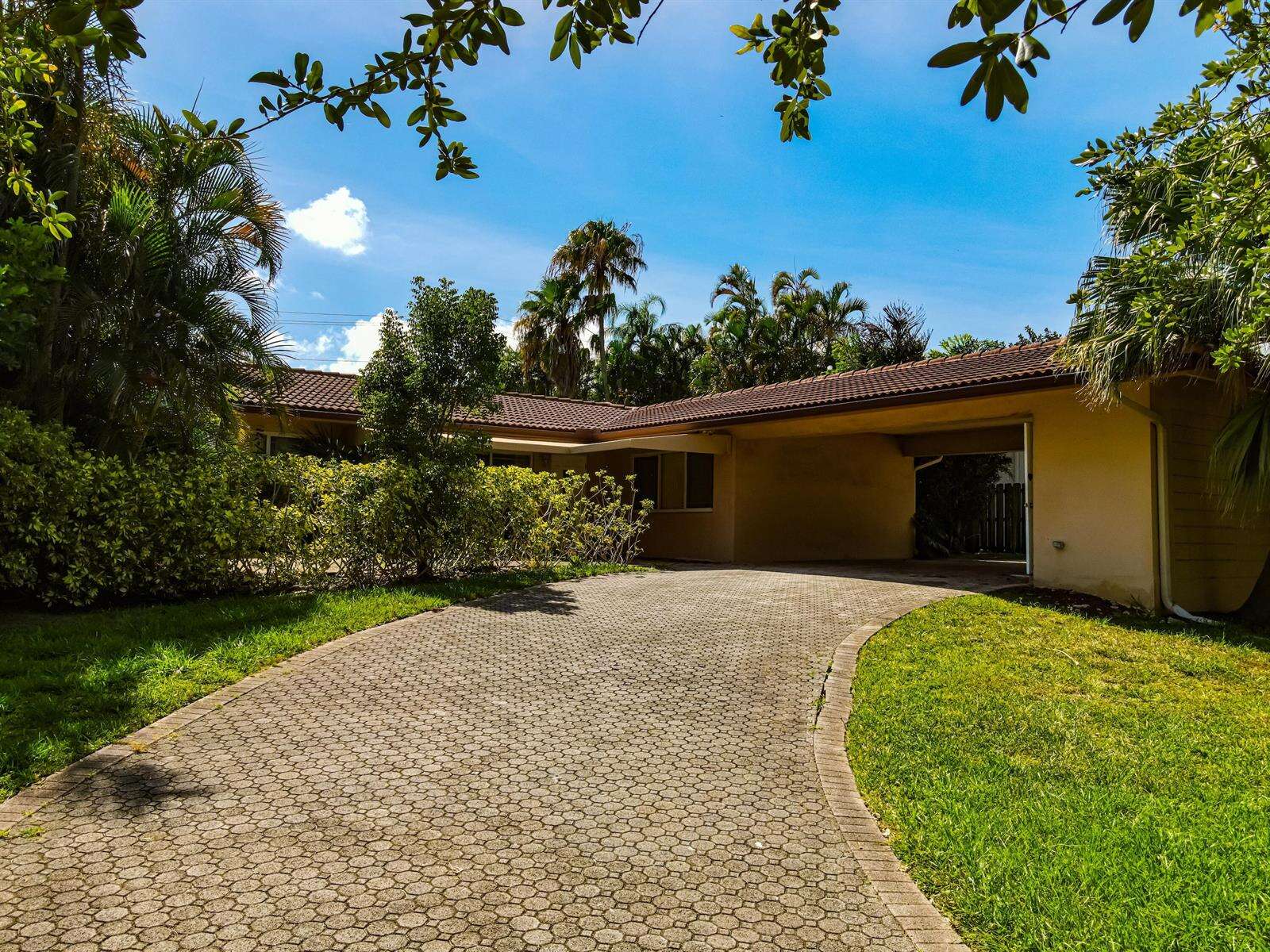 1817 25, Fort Lauderdale, FL 33316 - For Sale photo 2