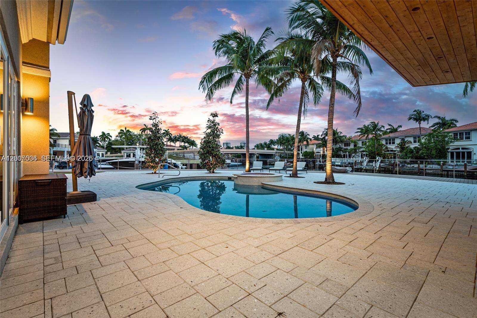 1260 Harbor Ct, Hollywood, FL 33019 | Picture 23