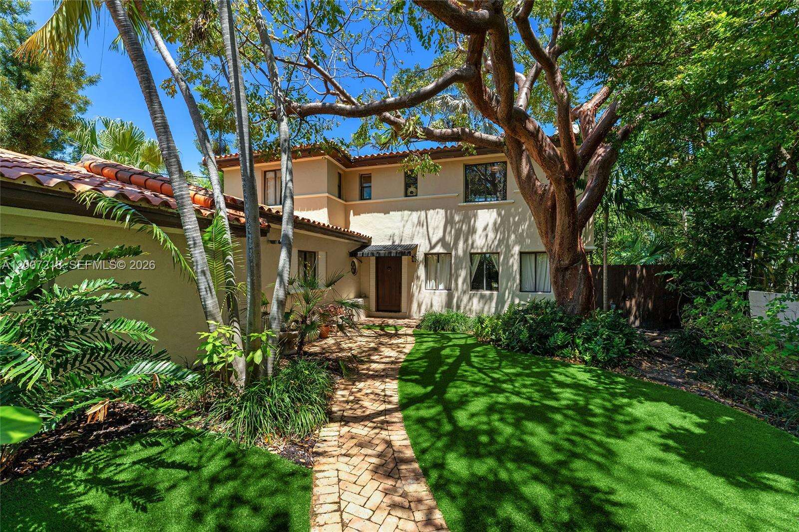 6121 La Gorce Dr, Miami Beach, FL 33140 | Picture 4