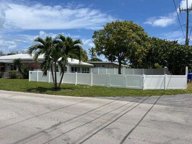 1107 15th, Hollywood, FL 33020 - For Sale photo 3