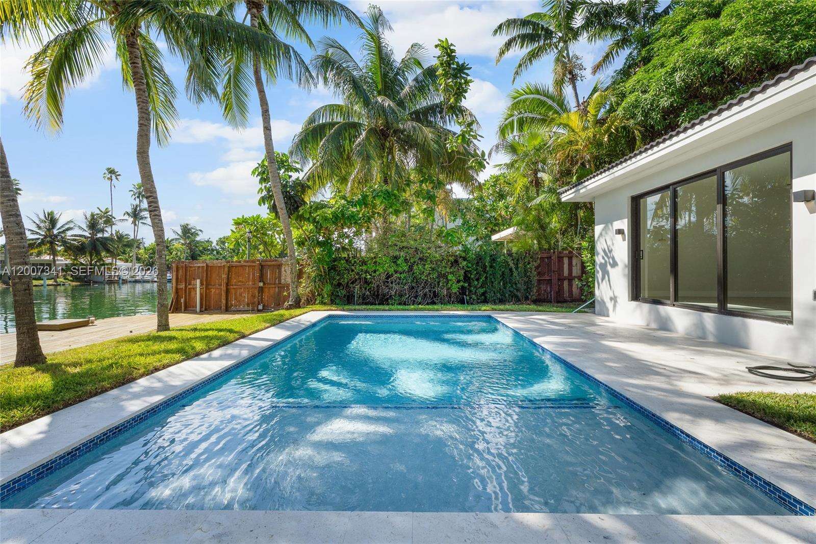 550 Shore Dr, Miami Beach, FL 33141 - For Sale photo 29