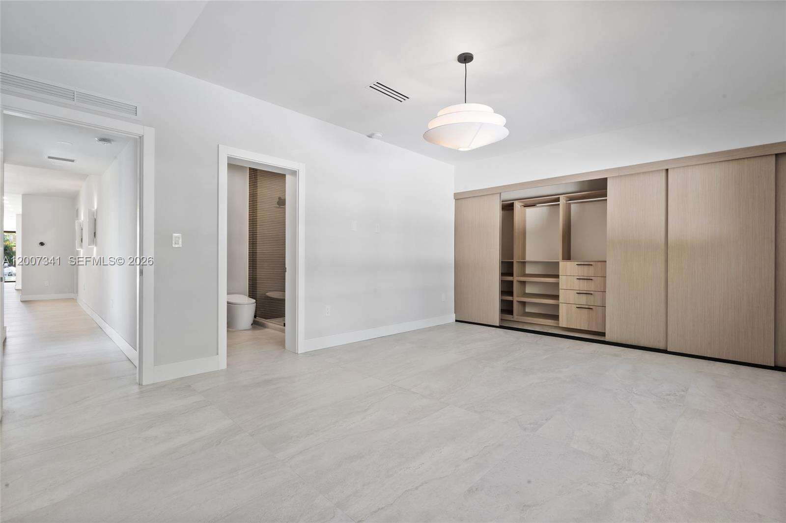 550 Shore Dr, Miami Beach, FL 33141 - For Sale photo 30