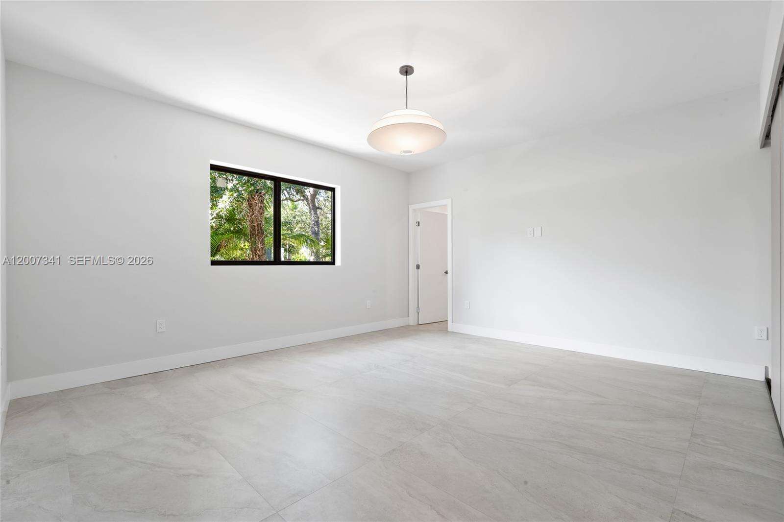 550 Shore Dr, Miami Beach, FL 33141 - For Sale photo 34
