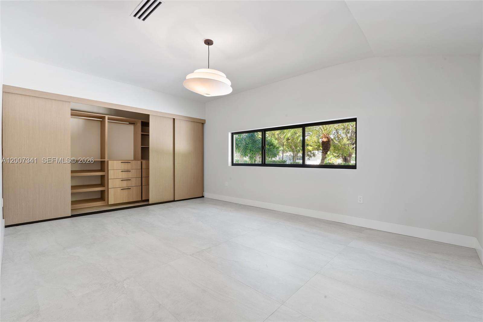550 Shore Dr, Miami Beach, FL 33141 - For Sale photo 37